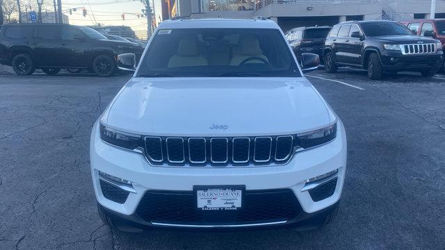 new 2025 Jeep Grand Cherokee car, priced at $45,215