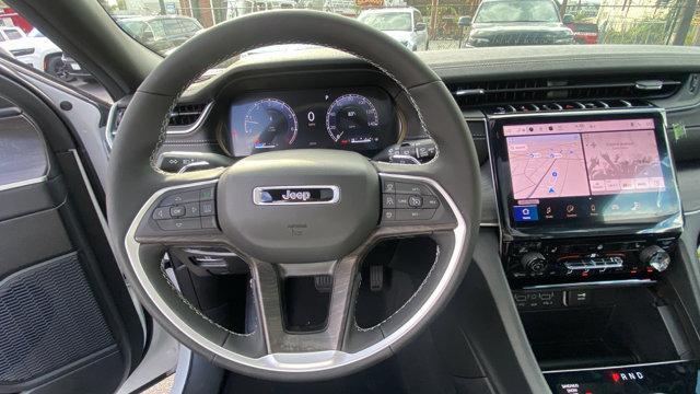 new 2025 Jeep Grand Cherokee car, priced at $47,715