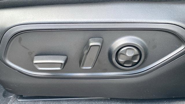 new 2025 Jeep Grand Cherokee car, priced at $47,715