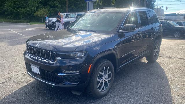 new 2024 Jeep Grand Cherokee car, priced at $47,210