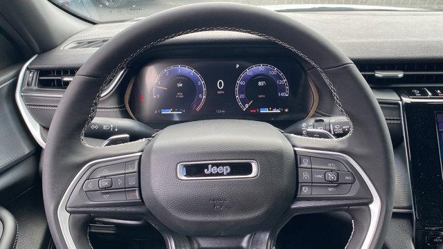 new 2025 Jeep Grand Cherokee car, priced at $42,115