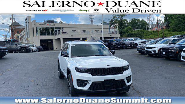 new 2025 Jeep Grand Cherokee car, priced at $42,115