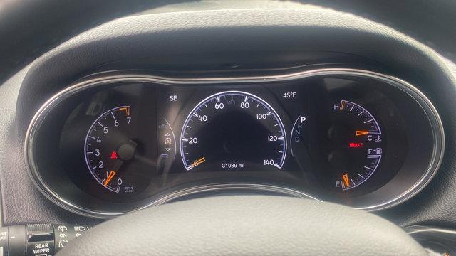used 2022 Jeep Grand Cherokee car, priced at $29,877