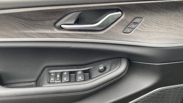 new 2025 Jeep Grand Cherokee car, priced at $53,010