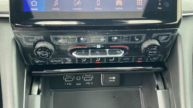 new 2025 Jeep Grand Cherokee car, priced at $53,010
