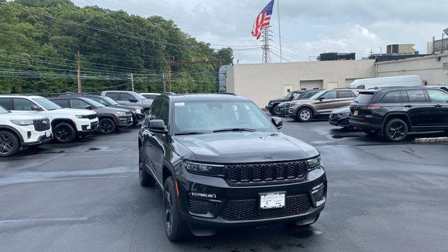 new 2025 Jeep Grand Cherokee car, priced at $53,010