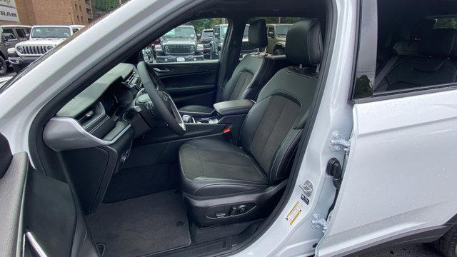 new 2025 Jeep Grand Cherokee L car, priced at $42,585