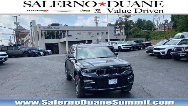 new 2025 Jeep Grand Cherokee car, priced at $43,881