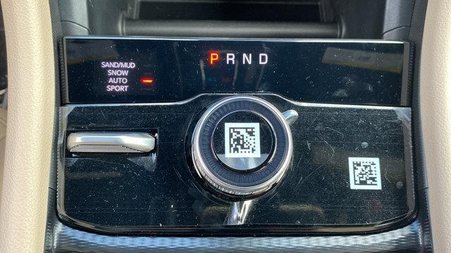 new 2025 Jeep Grand Cherokee car, priced at $43,881