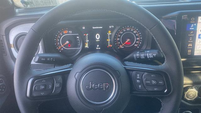 new 2025 Jeep Wrangler car, priced at $51,435