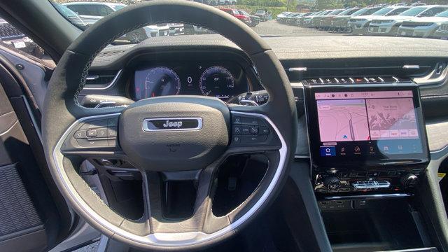 new 2025 Jeep Grand Cherokee car, priced at $45,160