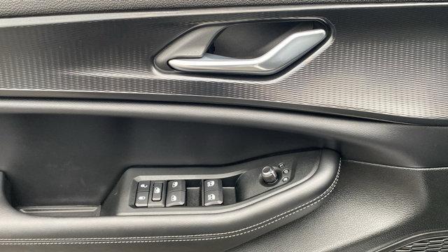 used 2025 Jeep Grand Cherokee car, priced at $42,588