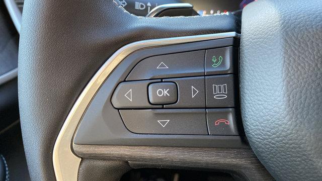 new 2025 Jeep Grand Cherokee car, priced at $45,685