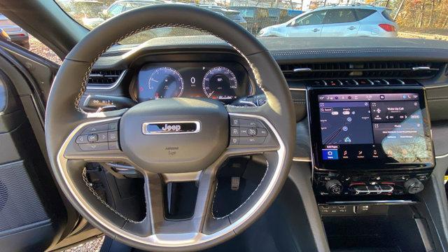 new 2025 Jeep Grand Cherokee car, priced at $45,685