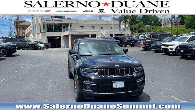new 2025 Jeep Grand Cherokee car, priced at $45,160