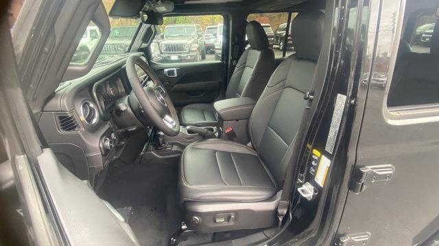 new 2025 Jeep Wrangler car, priced at $60,825