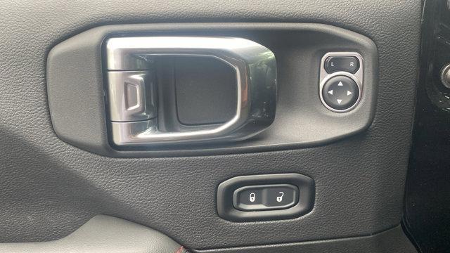 new 2025 Jeep Wrangler car, priced at $69,435