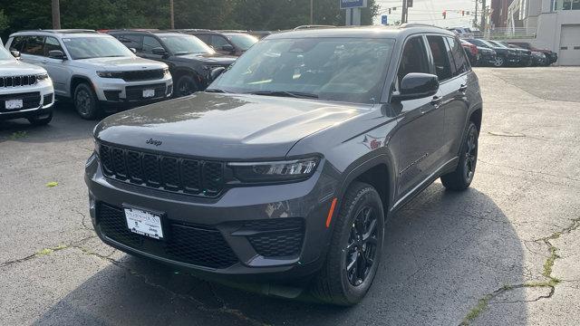 new 2025 Jeep Grand Cherokee car, priced at $46,730