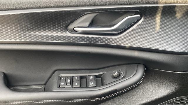 new 2025 Jeep Grand Cherokee car, priced at $46,730