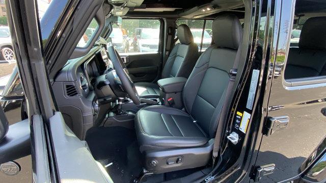 new 2025 Jeep Wrangler car, priced at $53,215
