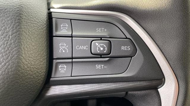 new 2025 Jeep Grand Cherokee car, priced at $47,155