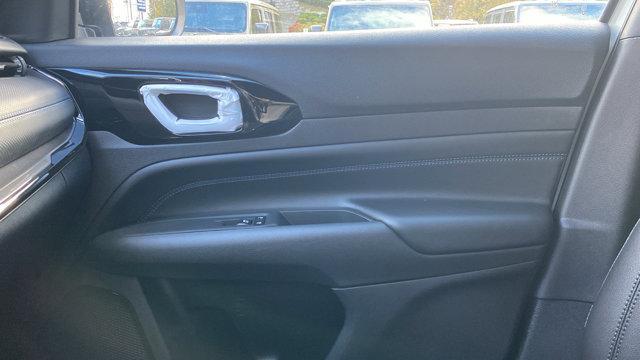 new 2026 Jeep Compass car, priced at $32,625