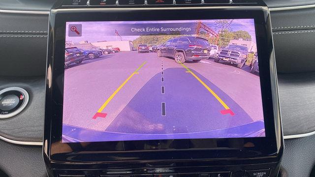 new 2025 Jeep Grand Cherokee car, priced at $43,070