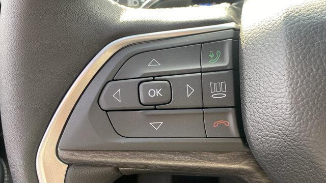 new 2025 Jeep Grand Cherokee car, priced at $43,070