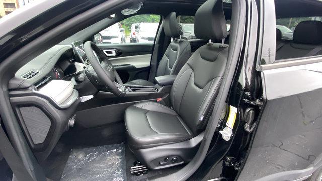 new 2025 Jeep Compass car, priced at $36,118