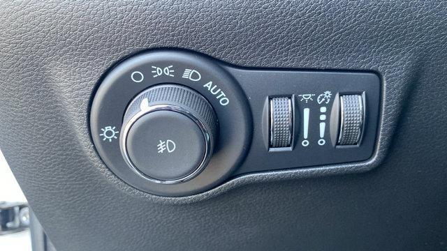 new 2025 Jeep Compass car, priced at $32,190