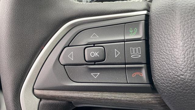 new 2025 Jeep Grand Cherokee car, priced at $46,396