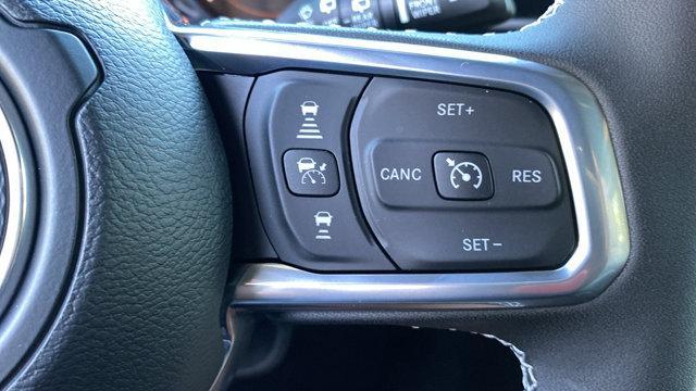 new 2025 Jeep Wrangler car, priced at $52,515