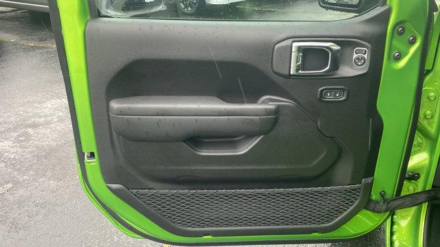 new 2025 Jeep Wrangler car