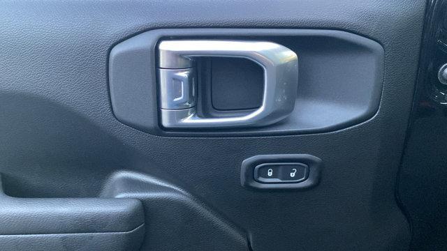 new 2026 Jeep Wrangler car, priced at $41,340