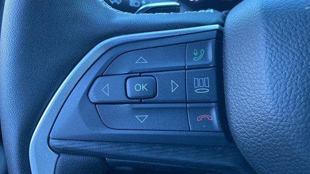 new 2025 Jeep Grand Cherokee car, priced at $40,345