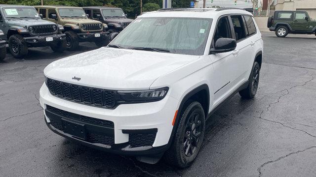 new 2025 Jeep Grand Cherokee L car, priced at $43,835