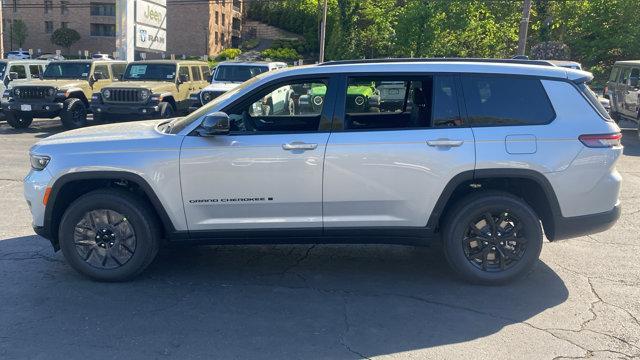 new 2025 Jeep Grand Cherokee L car, priced at $45,572