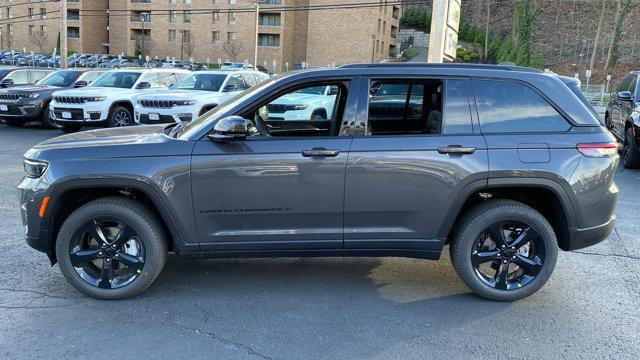 new 2024 Jeep Grand Cherokee car, priced at $53,535