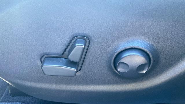 used 2022 Jeep Cherokee car, priced at $25,225