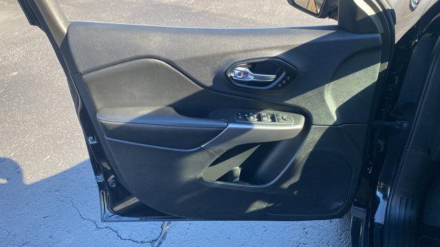 used 2022 Jeep Cherokee car, priced at $25,225