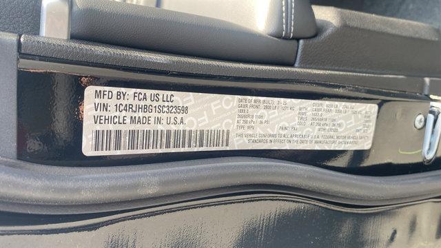 new 2025 Jeep Grand Cherokee car, priced at $47,396