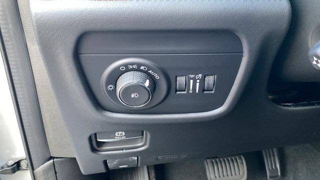 new 2025 Jeep Grand Cherokee car, priced at $63,310
