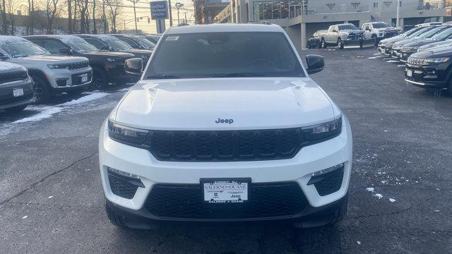 new 2025 Jeep Grand Cherokee car, priced at $45,425