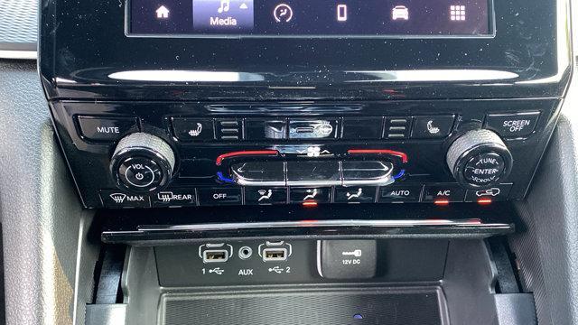 new 2025 Jeep Grand Cherokee car, priced at $45,780