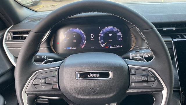 new 2025 Jeep Grand Cherokee car, priced at $45,780