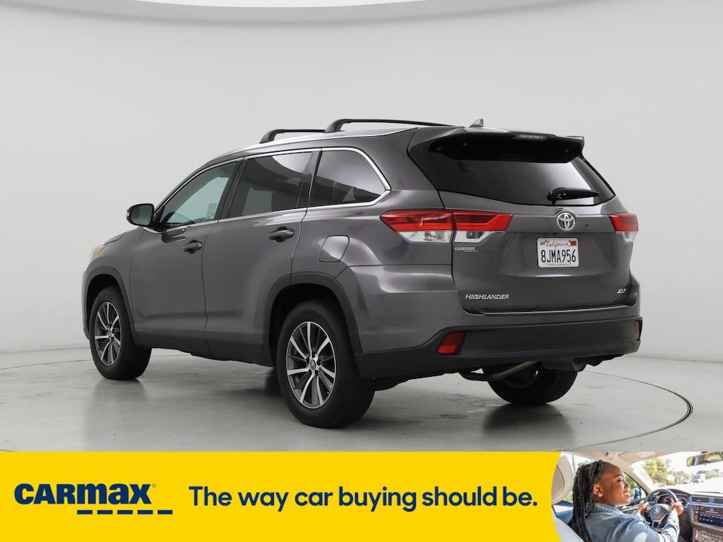used 2019 Toyota Highlander car, priced at $29,998