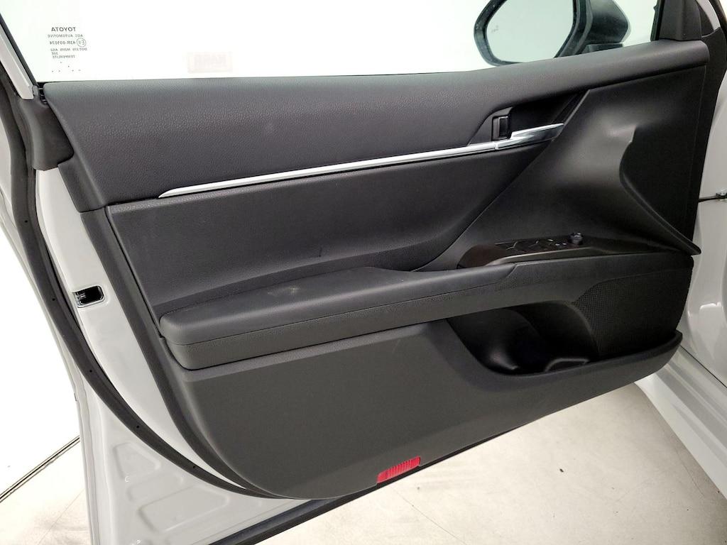 used 2024 Toyota Camry Hybrid car, priced at $31,998