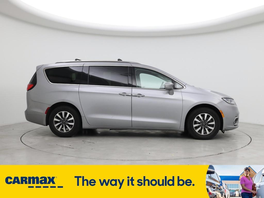 used 2021 Chrysler Pacifica car, priced at $24,998