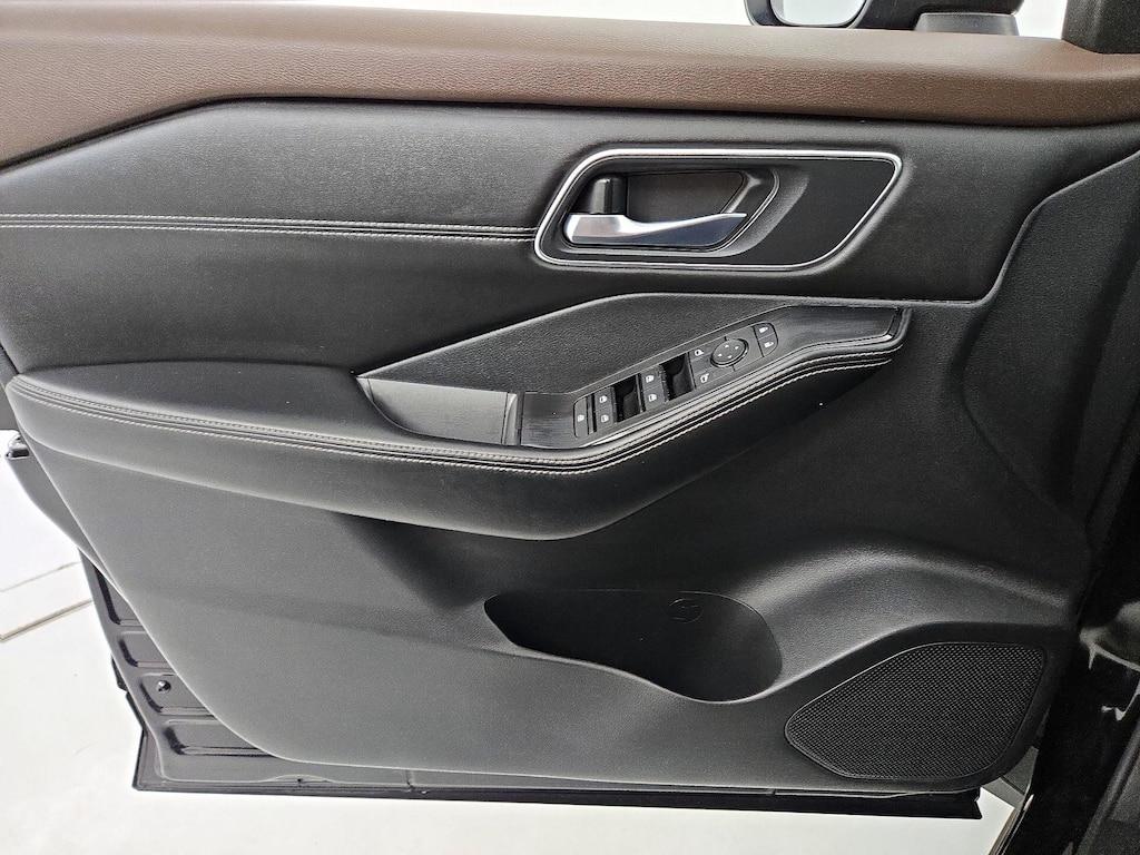 used 2021 Nissan Rogue car, priced at $23,998