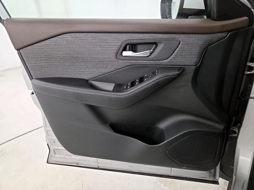 used 2023 Nissan Rogue car, priced at $20,998